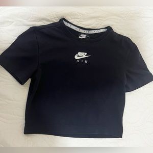 Nike cropped logo t-shirt. Size xs